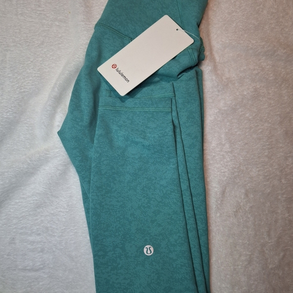 lululemon athletica Kids Teal Leggings - Picture 3 of 7